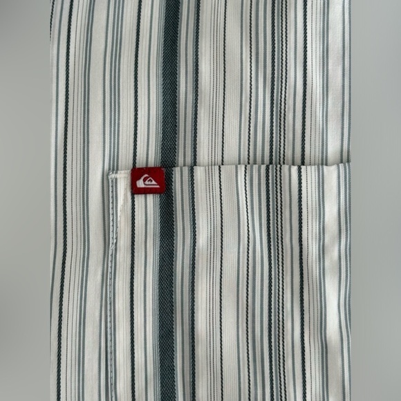 Quicksilver Mens Blue Striped Button‎ Up Size XL/ TG  Short Sleeve - Picture 7 of 8